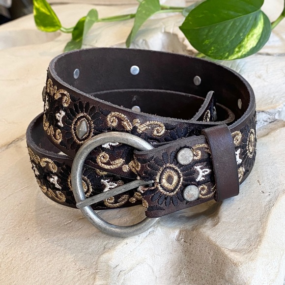 Lucky Brand Accessories - LUCKY BRAND embroidered leather belt